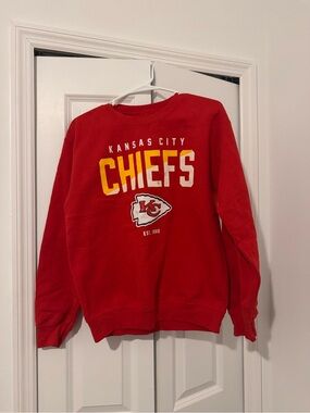 Team Apparel Red Kansas City Chiefs Crewneck Sweatshirt